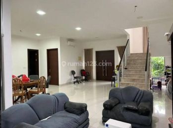 Rumah Golf Island Pantai Indah Kapuk 10x15 Siap Huni