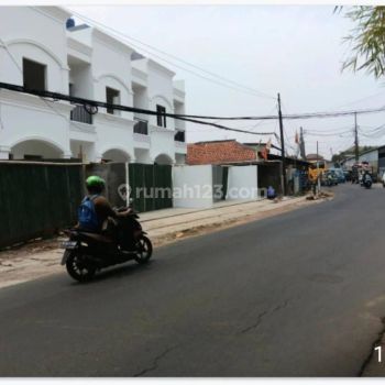 Rumah srengseng sawah siap huni