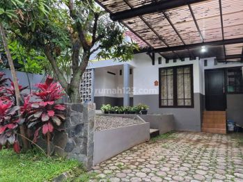 Rumah 1½lantai di Sindanglaya-Ujungberung