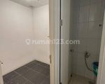 thumbnail-apartemen-verde-2-kamar-tidur-sudah-renovasi-furnished-12