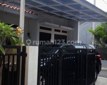 Rumah Hook Nyaman 1,5 Lantai Minimalis Strategis Di Jagakarsa Jakarta Selatan