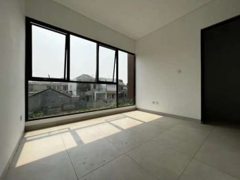 RUMAH MEWAH MINIMALIS TERNYAMAN DI BEKASI LOKASI SUPER STRATEGIS