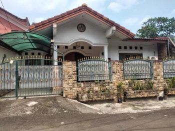 Rumah Second Bagus, Murah, Strategis, Tidak Banjir di Pamulang Tangsel