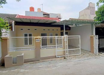 Di Jual Rumah Siap Huni Tinggal Bawa Koper Saja di Kota Bekasi