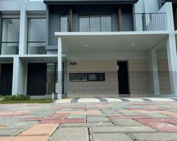 Dijual Rumah Attic Wisteria dekat Aeon, Ikea Cakung Jakarta Timur