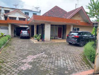 Dijual Rumah Lama Lokasi Premium di Multatui Medan Polonia