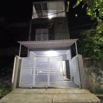 Rumah 2 Lantai Plus rooftop suasana nyaman se Jakarta timur