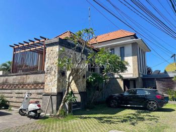 Dijual Komplek Resort Villa Lokasi Strategis di Mertasari Sanur