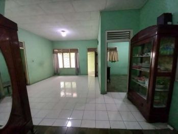 DIJUAL !! RUMAH COCOK UNTUK KOS KOSAN / TEMPAT TINGGAL