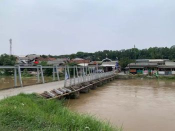 Dijual Cepat Tanah Luas 1400m2.