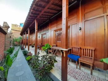 Guest House / Home Stay Klasik Model Limasan Pendopo Joglo Tengah Kota