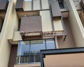 RUMAH 3 LANTAI 3 KAMARI FURNISH, AC,  di IMPRESA BSD CITY