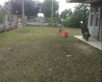 jual tanah 800 meter persegi pinggir jalan raya dapet bangunan gratis