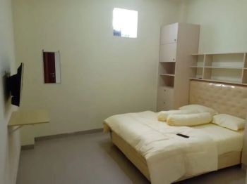 Kost kosan lega dan murah... tersedia parkir mobil