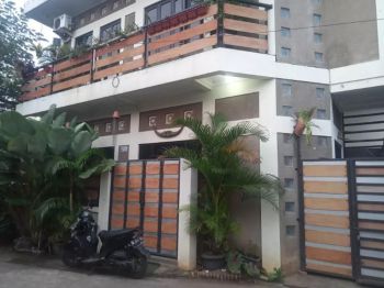 JUAL CEPAT! Rumah antik dekat jalan raya