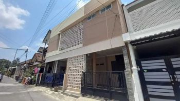 DIJUAL KOST 10 KT EKSKLUSIF DEKAT UII SLEMAN