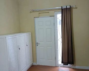 Kosan Full AC Strategis