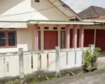 Rumah murah dlm komp. Garuda Putra Jl RA Abusamah Lt 230/m2 Hrg 750 jt