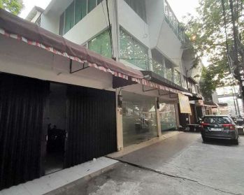 DISEWAKAN RUANG USAHA (Utk Klinik Gigi/Office/Kuliner) DI JL.KYAI.MAJA