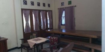 Rumah Kantor Disewakan Semi Furnished Sktr Condong Catur Utara Pakuwon