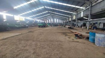 Dijual cepat Gudang harga nego di Jl. Gede Bage, Bandung.