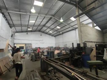 Dijual Gudang dan Rumah Satria Caringin