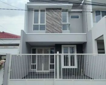 DIJUAL RUMAH MANYAR TIRTOYOSO SELATAN BARU GRESS MINIMALIS SIAP HUNI