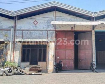 Gudang murah margomulyo surabaya. Siap pakai. Ada kantor.