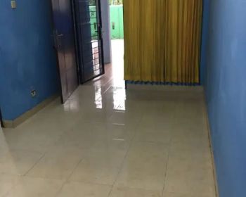 Di Kontrakan Satu Rumah Pertahun Perkampungan