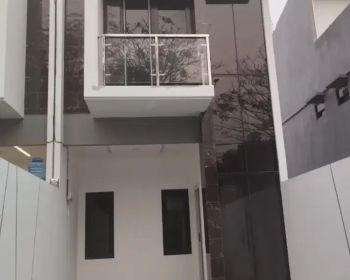 Di jual rumah mewah,modern,dan cantik di cipinang baru raya