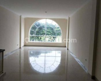 03 03 23 Rukan Termurah di Green Lake City Kondisi Rapi