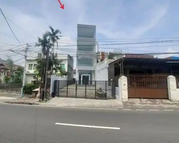 Disewakan Mini Building, 4 Lantai, Luas tanah 151m2 di Utan Kayu Raya