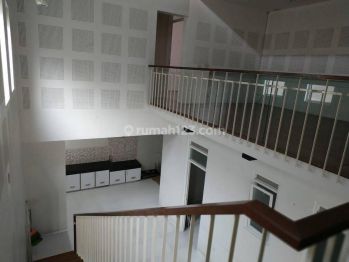 Dijual Rumah Siap Huni di Jalan Muara Timur