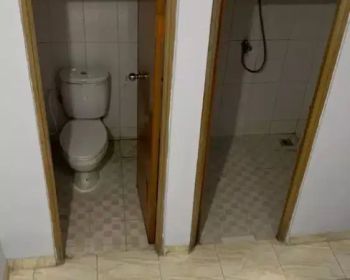 Disewakan Rumah Tahunan