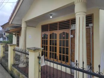 Disewakan 1 unit rumah luas 150 meter persegi