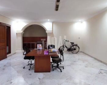Rumah Gandaria, Jakarta Selatan untuk Kantor atau Rumah Tinggal