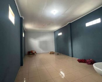 DisewakanRuko siap pakai, Lokasi Sangat Strategis di Jalan Margonda