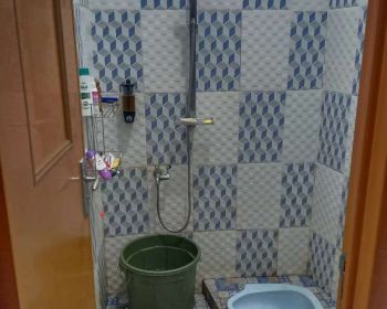 Disewakan Ruko 2 setengah lantai Nego