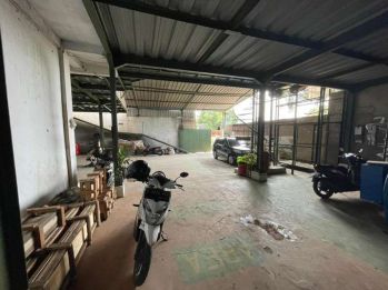 JUAL / SEWA Workshop Gudang Lt.721 m2 Lb. 1310 m2 (Pinggir Jln Raya)