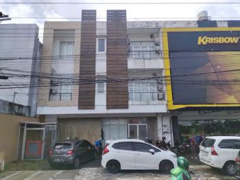 Sewa Ruko 3 lantai jl Magelang km 3 pusat bisnis