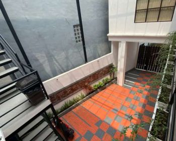 Sell Rumah: Rumah Kos Mewah