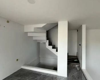 Rumah 3 lantai Type 90 jl danau Tanjung bunga Makassar