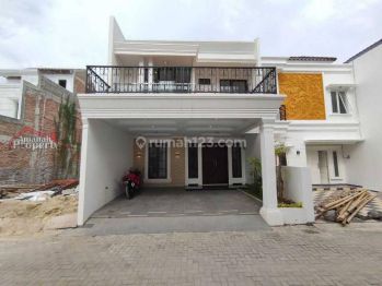 Rumah Ready 2,5 Lantai Dekat Tol Desari Jagakarasa Jakarta Selatan