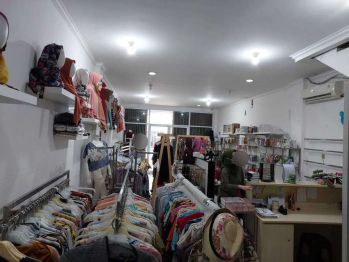 Disewakan Ruko 3 Lantai Di Jalan Pulo Ribung Pekayon Bekasi