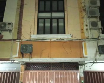 Dijual Ruko Komersial 3 Lantai Siap Pakai Jalan Raya Gubeng