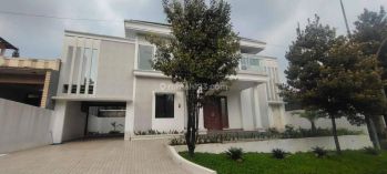 Rumah Minimalis Modern Dengan Backyard Sentul City, Bogor