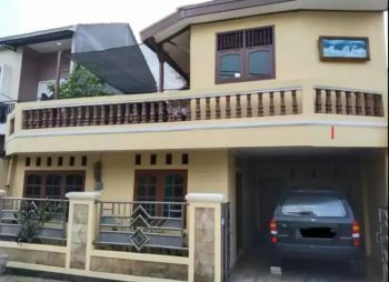 Di jual rumah 2 lantai perumahan kunciran pinang kota tangerang