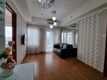 Sewa Aptm Sudirman Park 1BR Full Furnished View hotel Shangrila