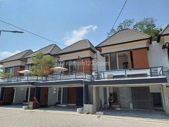 Rumah Mewah di Maguwoharjo Dalam Perumahan Dekat Kampus Upn