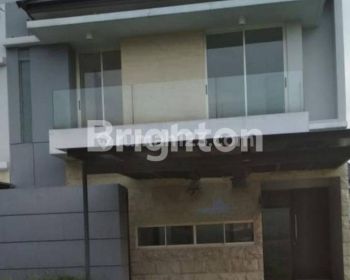 RUMAH 2 LANTAI NEW GRESS GRAHA NATURA, SURABAYA BARAT